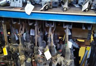 Hydrauliset ja sähköiset hammastangot
